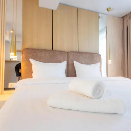 Pensiune Yrys House - Adults Only Ieşelniţa